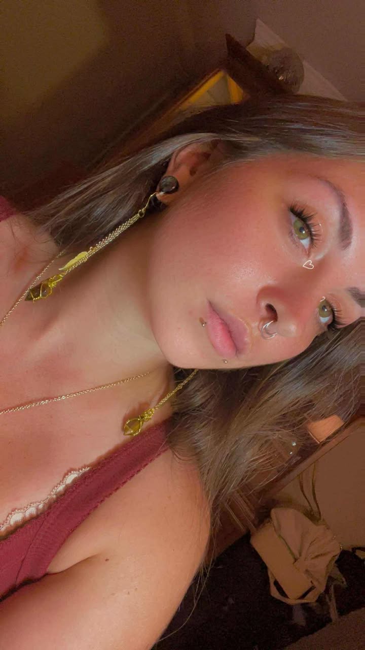 'Crescent Valor' Tiger's Eye Crescent Moon Necklace & Point Earring Set